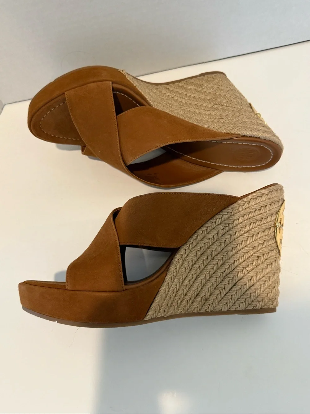 Tory Burch Bailey Espadrille Wedge Sandals 11 Brown Suede Gold Logo High Wedge